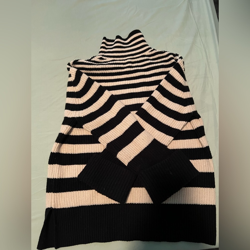 Over size sweater